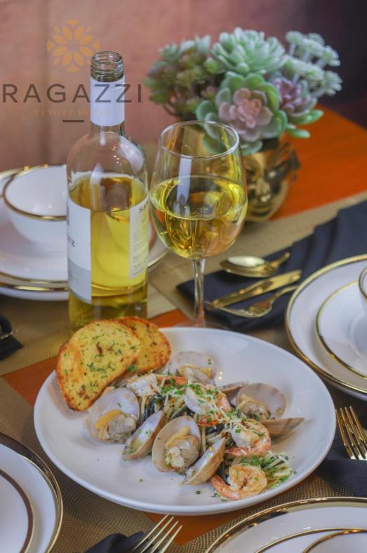 Ragazzi Resort Hotel Нага Екстериор снимка